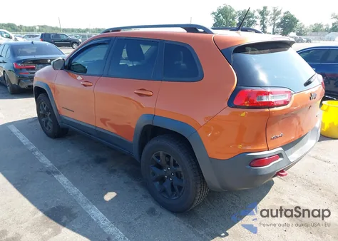 2015 Jeep Cherokee Trailhawk z USA, uszkodzony, nr VIN 1C4PJMBB9FW777381